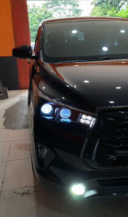 Reborn Upgrade Projector