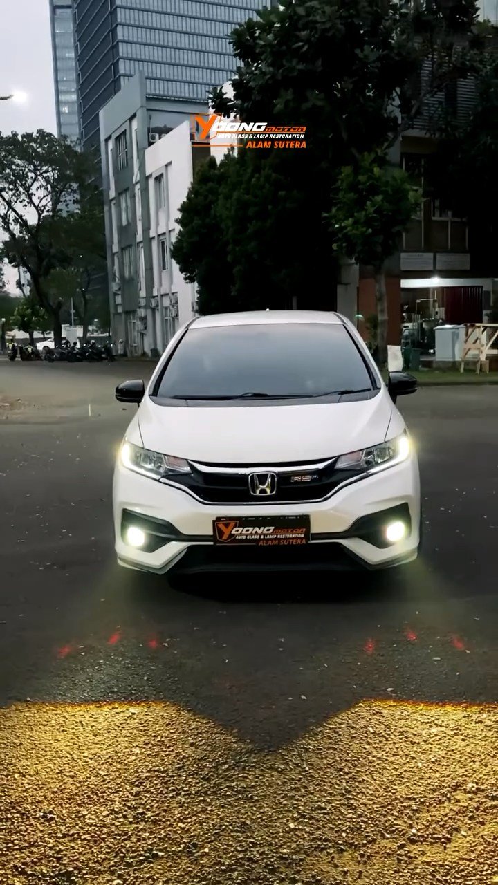 Jazz + Demon Eyes = Neck Breaker