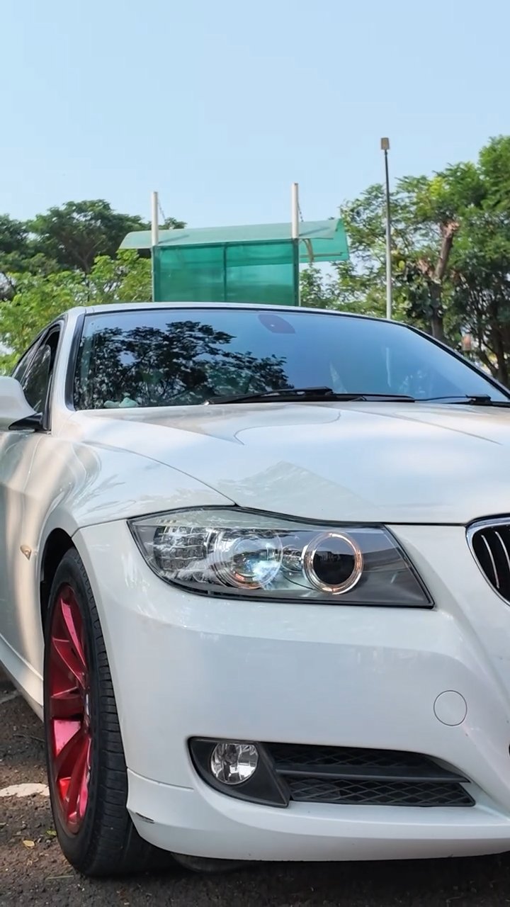 OEM Look, Maximum Brightness