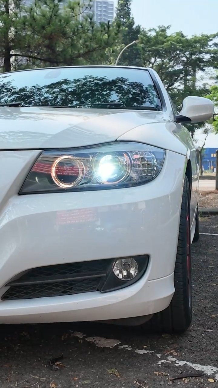 OEM Look, Maximum Brightness