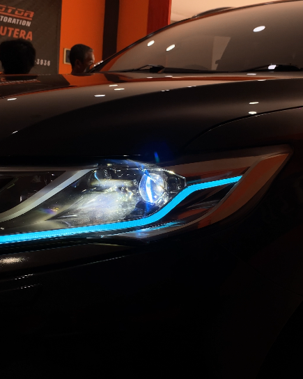 Pajero Matrix + Projector
