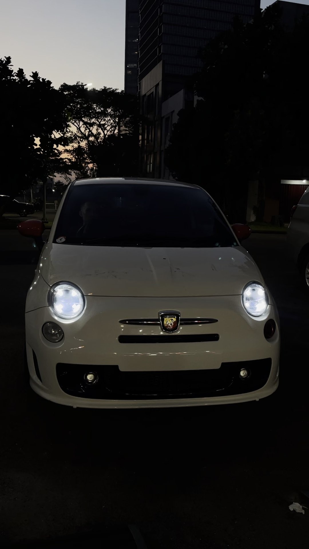 Restorasi Lampu Fiat 500 