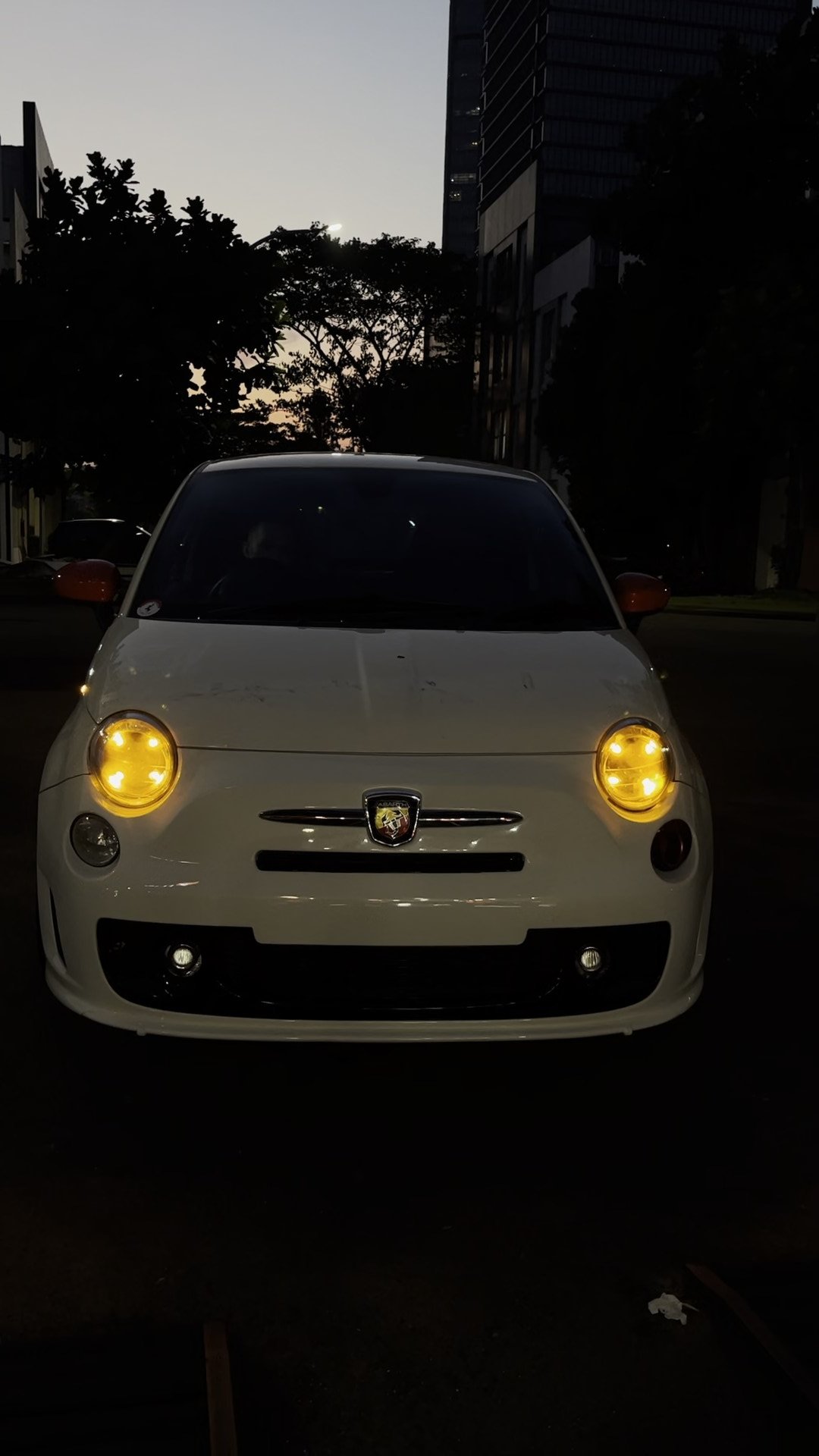 Restorasi Lampu Fiat 500 