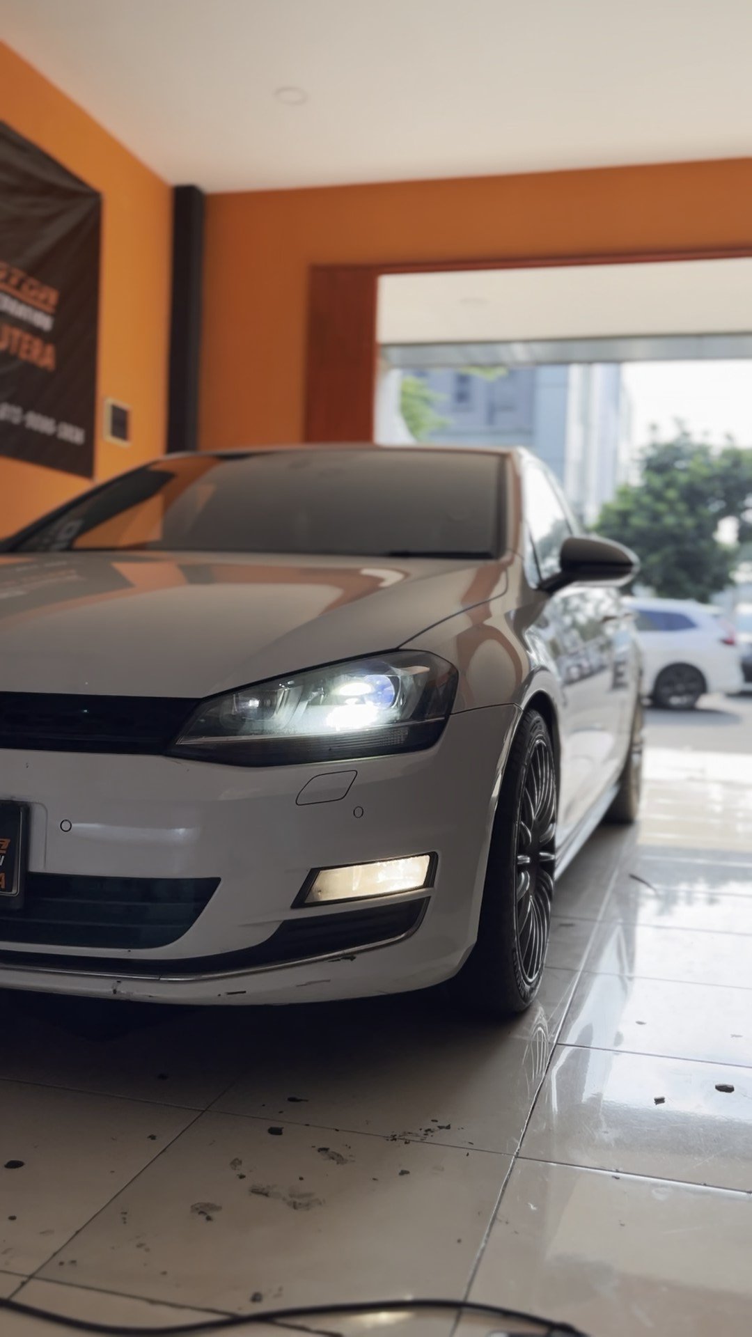 Elegan, Modern, dan Terang