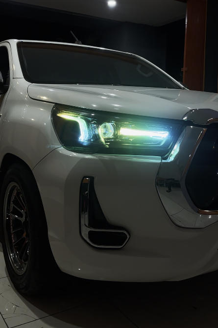 Toyota Hilux Full Custom