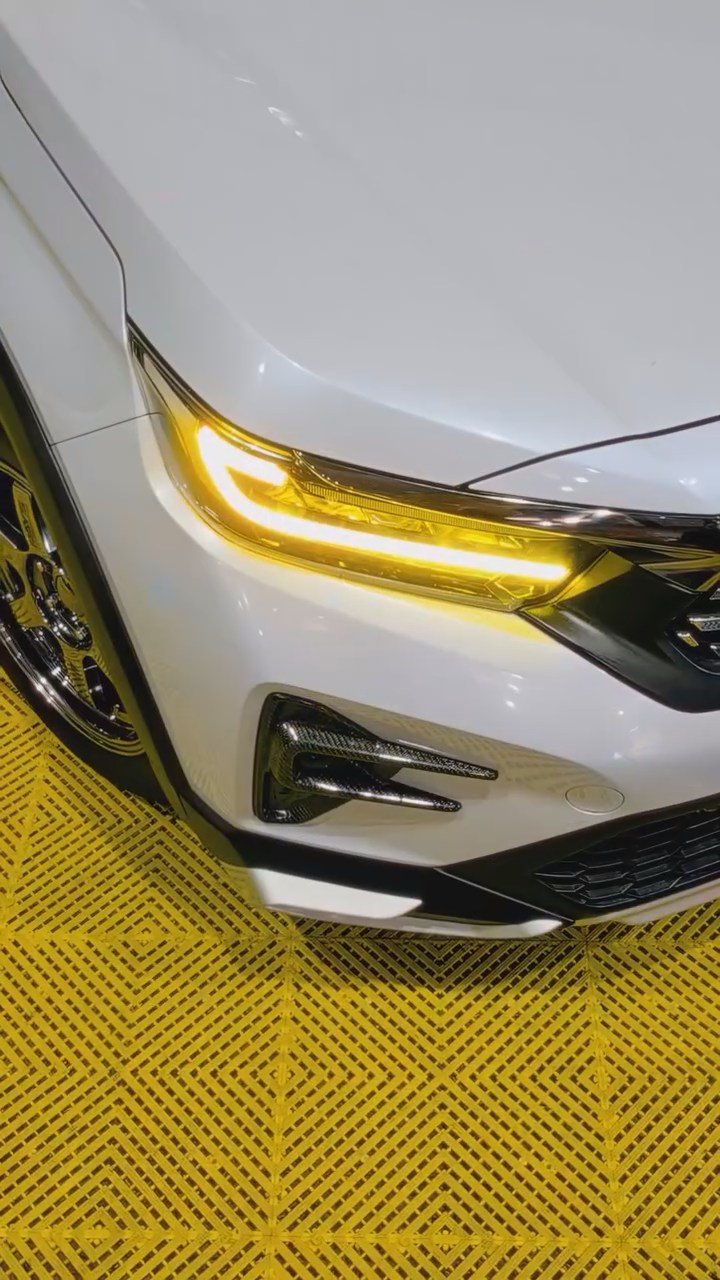 Wr-V Diamond Cut: The Rare Lemon Glow