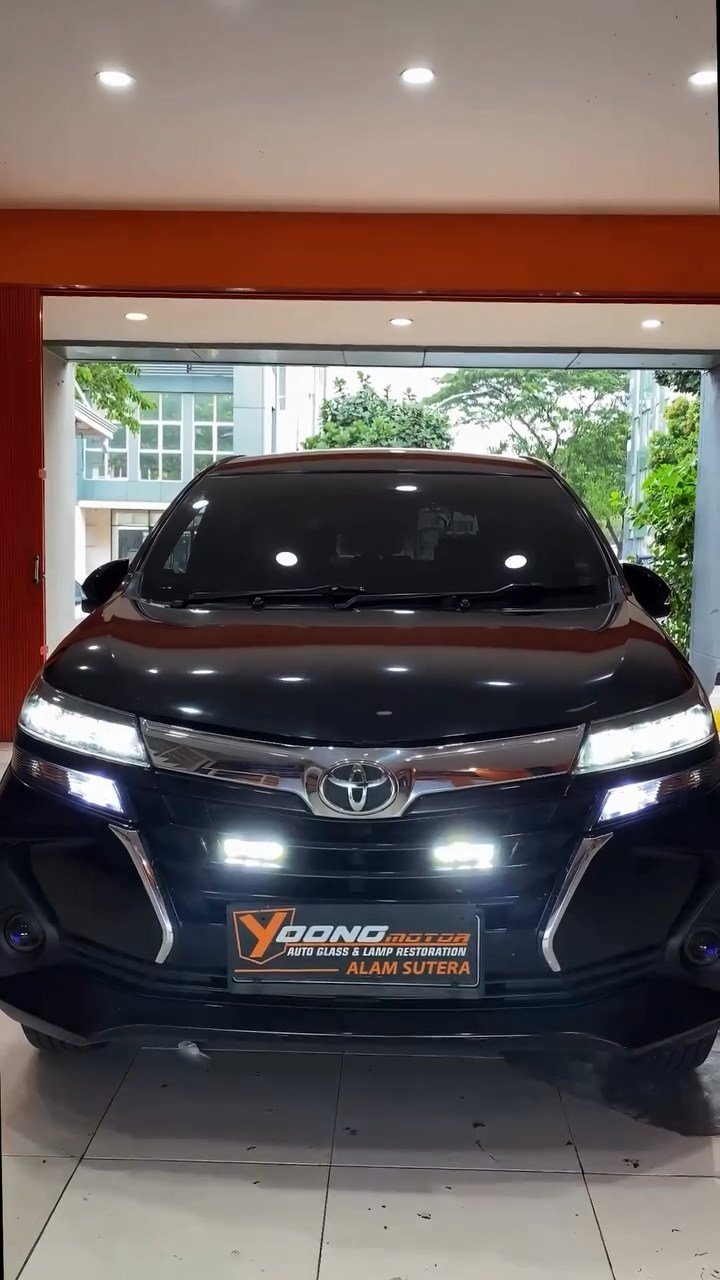 Grand New Veloz dengan Tambahan Mini Projie