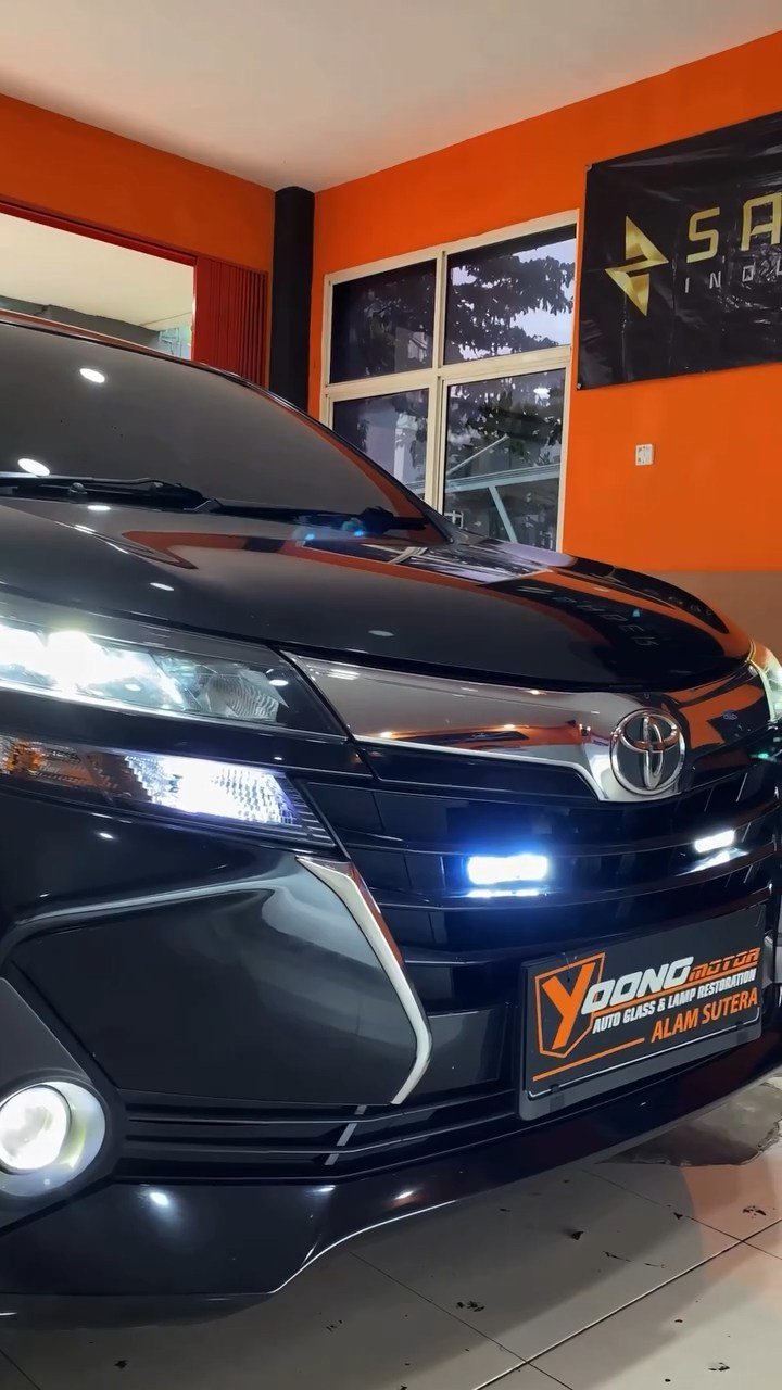 Grand New Veloz dengan Tambahan Mini Projie